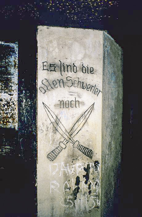 Ligne Maginot - PLAN CAVAL (PCV) - (Ouvrage d'artillerie) - Bloc  4 ou 5
Graffiti allemand