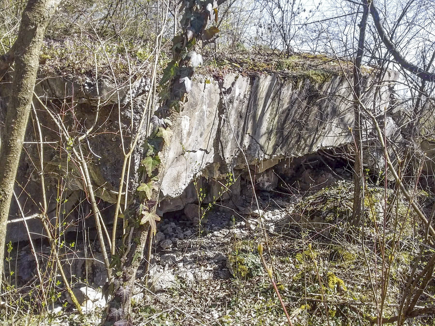 Ligne Maginot - 45/1 - SPONECK NORD - (Casemate d'infanterie - double) - Coté sud