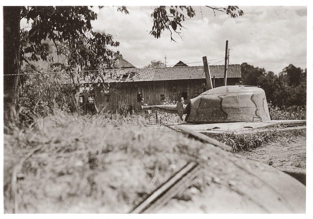 Ligne Maginot - PONT DE LIMBOURG 1 - (Blockhaus pour arme infanterie) - Tourelle démontable