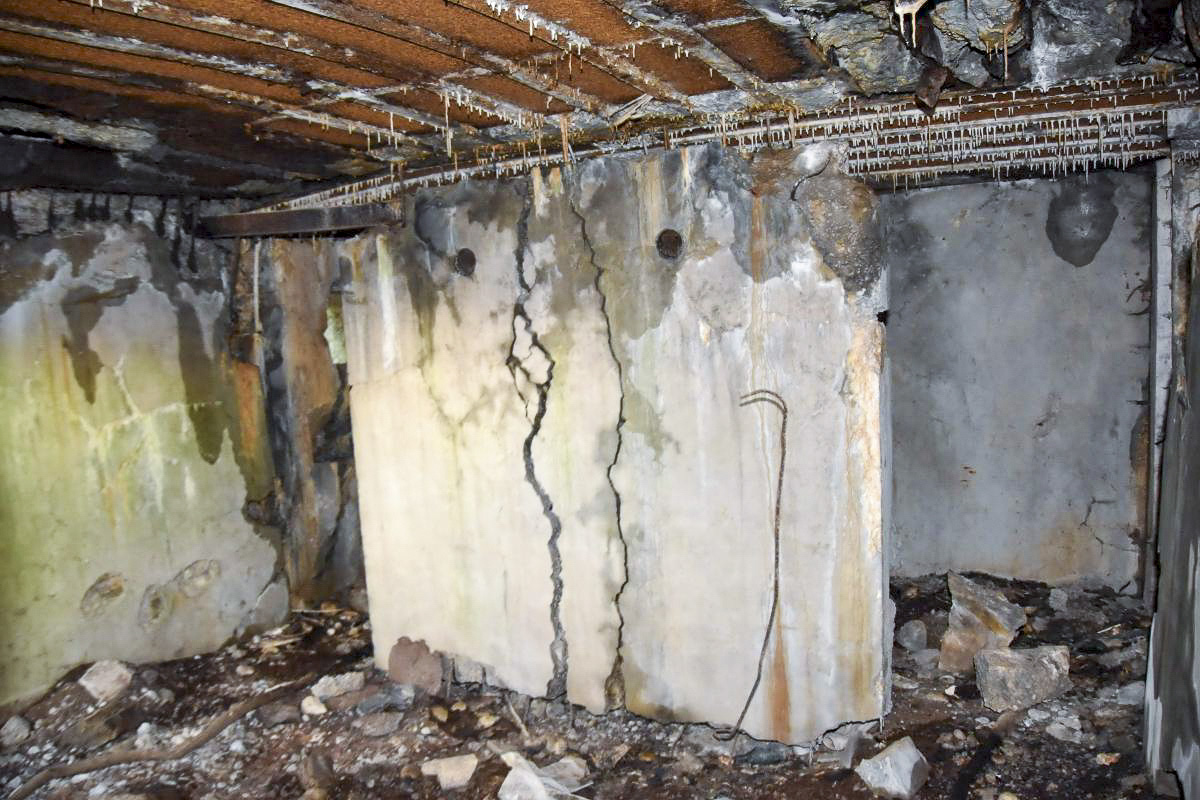 Ligne Maginot - B66 - OBERWEIDE - (Blockhaus pour arme infanterie) - La chambre de repos, au fond les chambres de tir