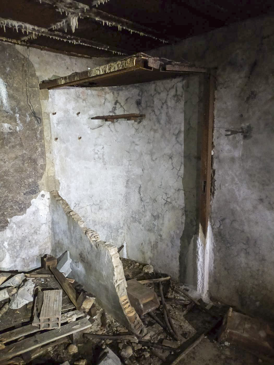Ligne Maginot - 26/2 - NAMBSHEIM DIGUE - (Abri) - Local des latrines.
