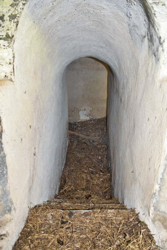 Ligne Maginot - PAVILLON DE CHASSE 2 - (Blockhaus pour arme infanterie) - Le couloir de la coupole, à droite le couloir de l'entrée.