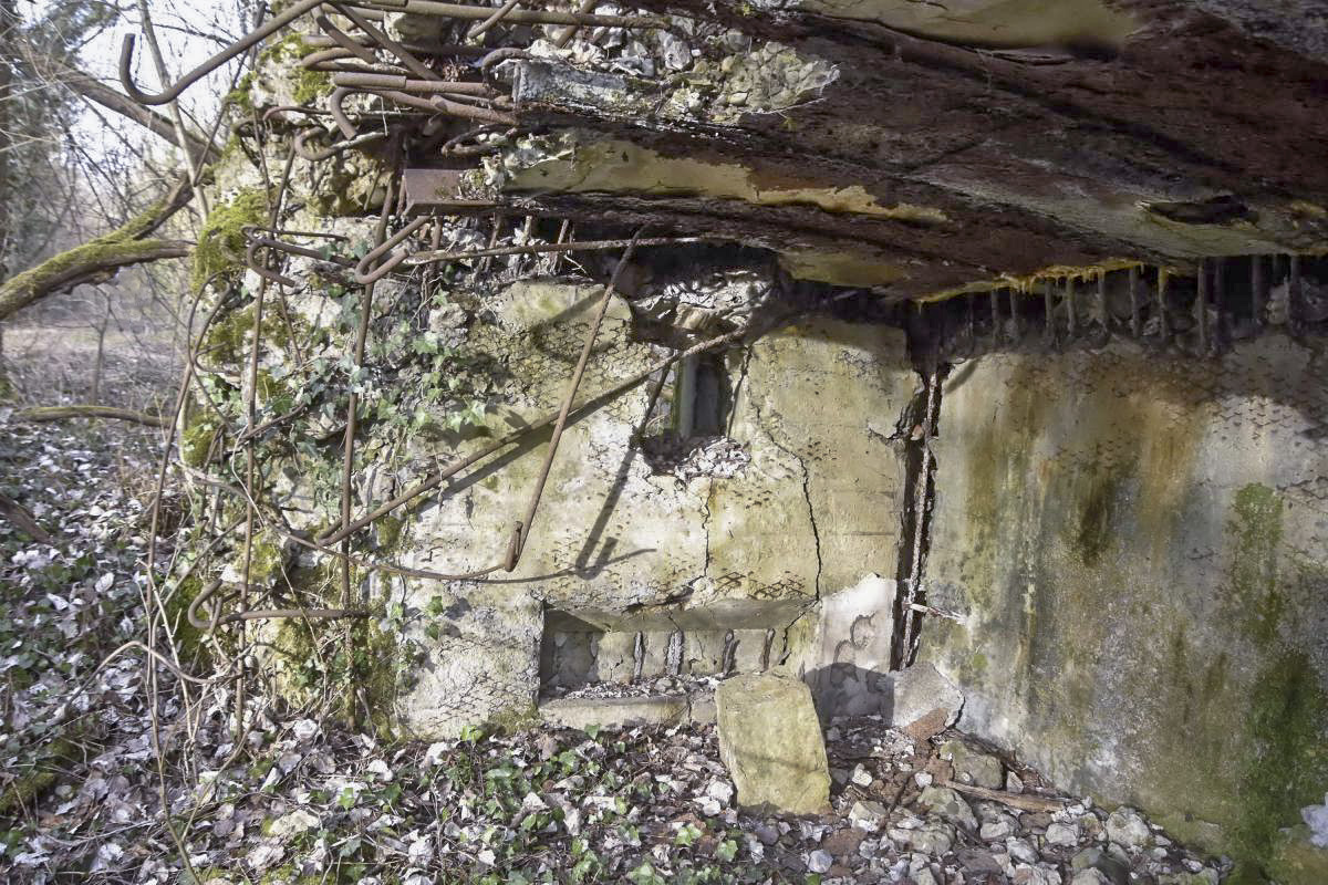 Ligne Maginot - G53 - PETIT-LANDAU BERGE 1 - (Blockhaus pour arme infanterie) - Créneau nord (intérieur)