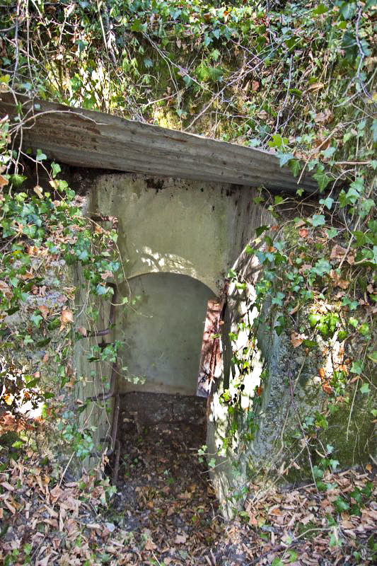 Ligne Maginot - PA KEMBS CENTRE 2 - (Blockhaus pour arme infanterie) - Entrée ouest