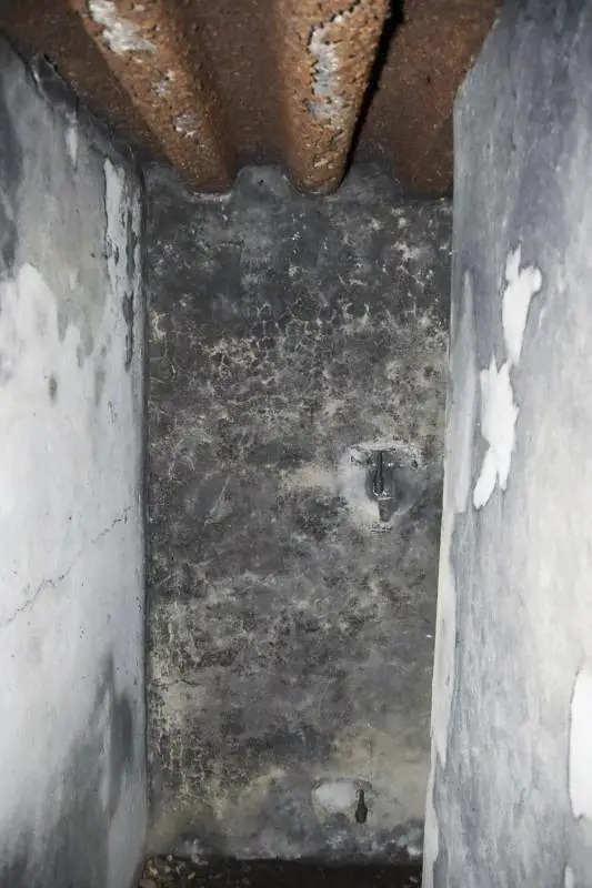 Ligne Maginot - SCHLIERBACH - (Abri) - Couloir sud et les charnières de porte
