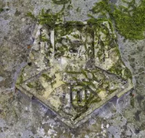Ligne Maginot - GLASERBERG (ROUTE STRATéGIQUE) - (Infrastructure routiére) - Cartouche 10e Génie sur le mur de soutènement (K)