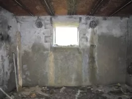 Ligne Maginot - VERRERIES (DES) - (Blockhaus pour arme infanterie) - Pièce centrale avec issue de secours