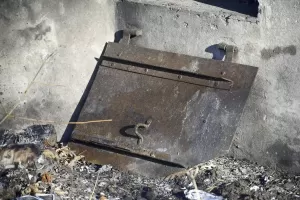 Ligne Maginot - G73 - ROSENAU BERGE 8 - (Blockhaus pour arme infanterie) - L'un des volets permettant de fermer les créneaux 