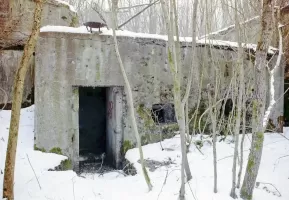 Ligne Maginot - FORT DE ROPPE - (Position d'artillerie préparée) - Le nouveau coffre construit devant l'original dans les années 1930.