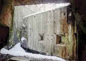 Ligne Maginot - FORT DE ROPPE - (Position d'artillerie préparée) - Le coffre original du Saillant 4 détruit par l'explosion de 1932.