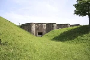 Ligne Maginot - FORT DE VEZELOIS - (Position d'artillerie préparée) - La casemate de Bourges
