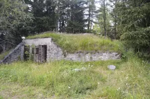 Ligne Maginot - COURBATON - Batterie N° 3 - Poste de commandement et téléphone à la pièce n°4