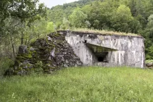 Ligne Maginot - PERRIERE CHAPELLE NORD - (Blockhaus pour arme infanterie) - 