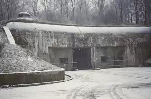 Ligne Maginot - MOLVANGE - A9 - (Ouvrage d'artillerie) - Entrée des munitions
Vers 1961 alors que l'ouvrage était utilisé par l'USAF
