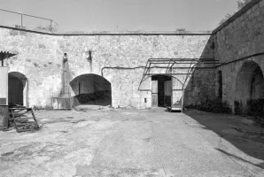 Ligne Maginot - BARBONNET - FORT SUCHET - (Ouvrage d'artillerie) - La cour Nord