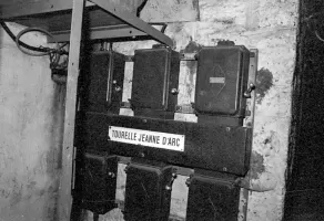 Ligne Maginot - BARBONNET - FORT SUCHET - (Ouvrage d'artillerie) - Tourelle Jeanne d'Arc
Appareillage de manoeuvre modernisé