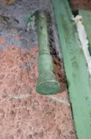 Ligne Maginot - CHAMP DE TIR D'AGAISEN (CT) - E04 - (Abri actif) - Bloc 1
Prise d´air du manomètre de la surpression ou du système d'alerte au gaz