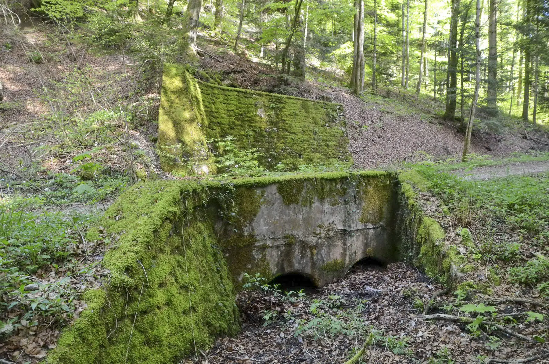 Ligne Maginot - GLASERBERG (ROUTE STRATéGIQUE) - (Infrastructure routiére) - Pont et mur de soutènement (G)