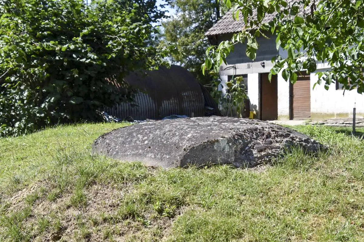 Ligne Maginot - VALDIEU-LUTRAN 2 - (Blockhaus pour arme infanterie) - La coupole