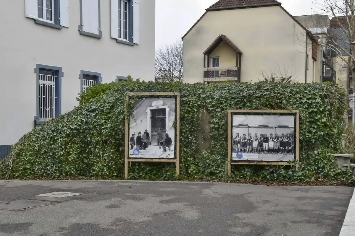 Ligne Maginot - D645 - EGLISE DE BOURGFELDEN - (Blockhaus pour arme infanterie) - Façade Nord-ouest donnant dans la cour de l'école.