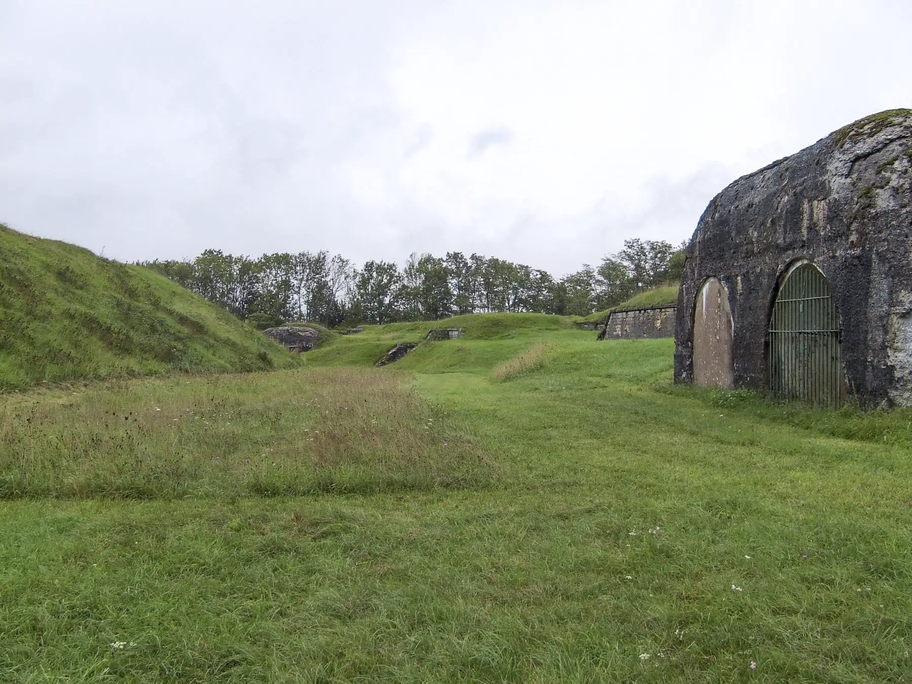 Ligne Maginot - FORT DE BESSONCOURT - (Position d'artillerie préparée) - Les plates-formes d'artillerie.