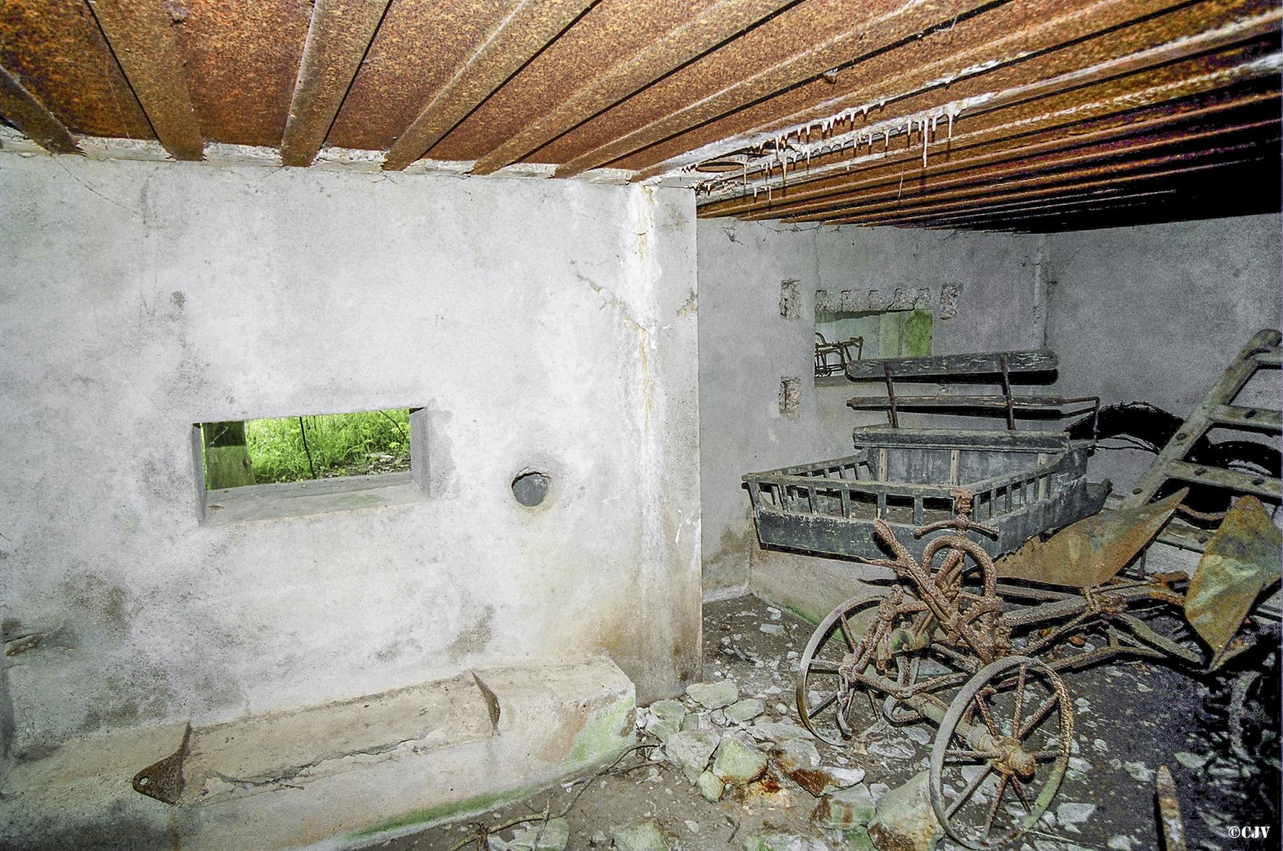 Ligne Maginot - B8 - LES LAVOTTES - (Blockhaus pour arme infanterie) - 