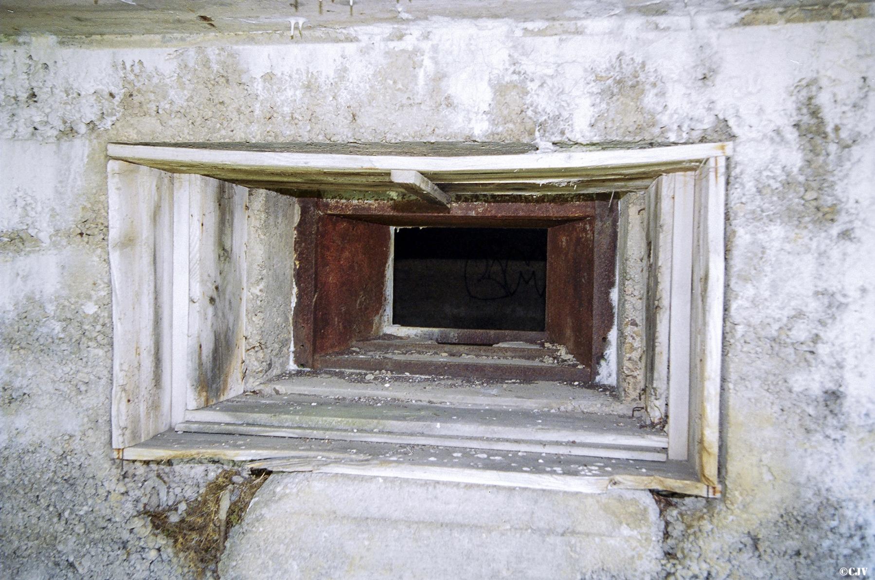 Ligne Maginot - B24 - LIEVREMONT - (Blockhaus pour arme infanterie) - 