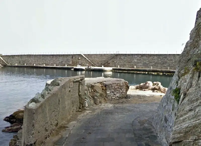 Ligne Maginot - BASTIA PORT - (Blockhaus pour arme infanterie) - 