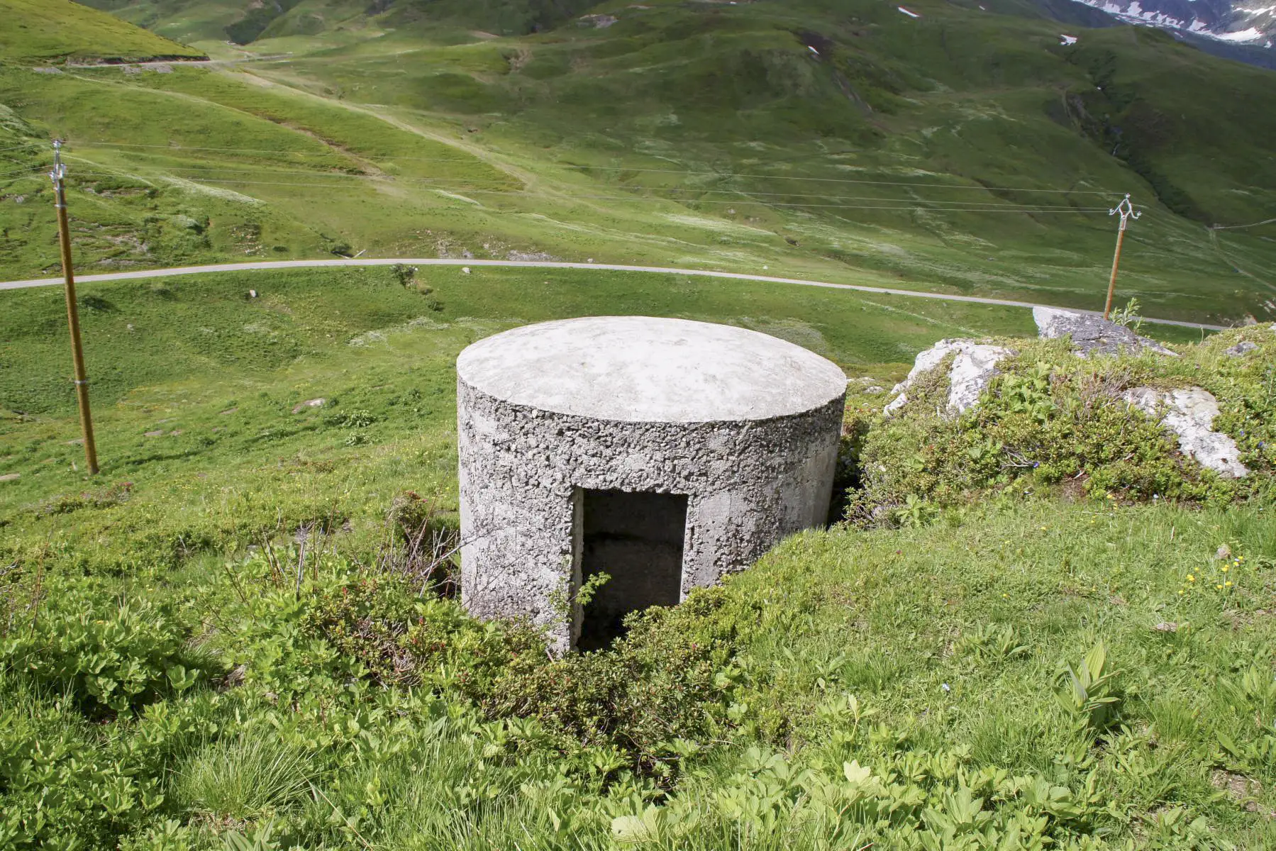 Ligne Maginot - CORMET DE ROSELEND 2 - (Blockhaus pour arme infanterie) - La pilule type Briançon 