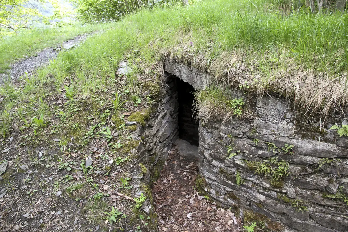Ligne Maginot - CHATELET - (Blockhaus pour arme infanterie) - L'entrée de l'abri et de la galerie