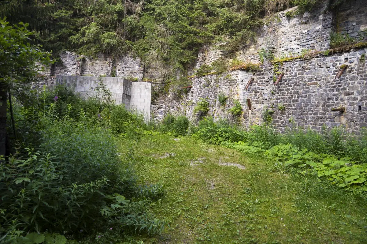 Ligne Maginot - COURBATON - MAGASIN DE SECTEUR - (Dépôt de Munitions) - 