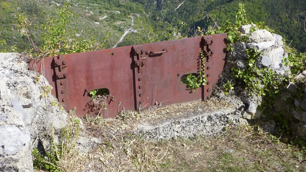 Ligne Maginot - RIMPLAS SUD-EST - (Cuve pour arme d'infanterie) - 