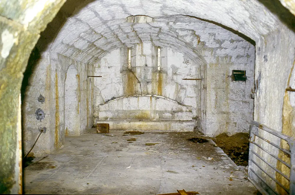 Ligne Maginot - BARBONNET - FORT SUCHET - (Ouvrage d'artillerie) - Une casemate de l'entrée