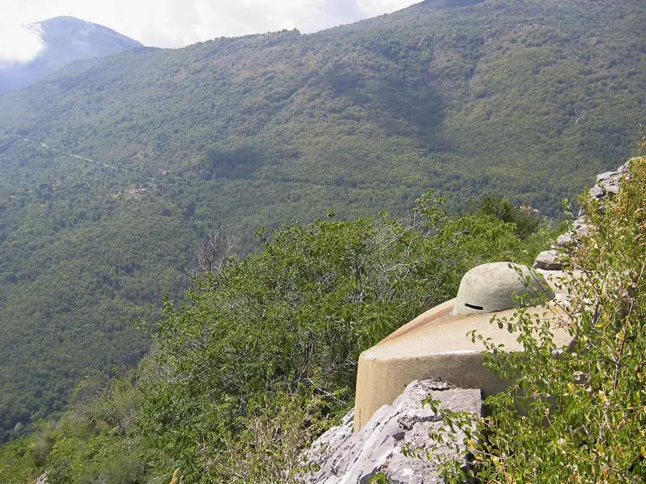 Ligne Maginot - BARBONNET - FORT SUCHET - (Ouvrage d'artillerie) - Observatoire cuirassé du saillant sud-ouest