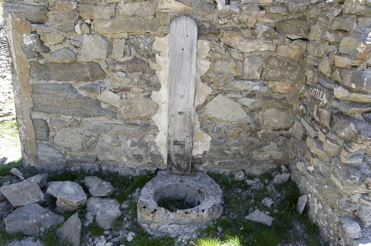 Ligne Maginot - SOLLIERES (BARAQUEMENTS DE) - (Casernement) - L'emplacement de la pompe à eau (puits)