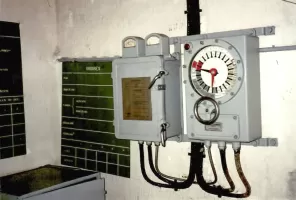 Ligne Maginot - SAINTE AGNES (SAG) - EO9 - (Ouvrage d'artillerie) - Boitier chargeur et transmetteur d'ordre Carpentier