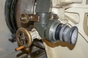 Ligne Maginot - BARBONNET (BT) - (Ouvrage d'artillerie) - Bloc 2
Gros plan de la lunette de visée du 75-29