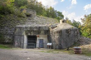 Ligne Maginot - GORDOLON (GN) - (Ouvrage d'artillerie) - Bloc 1
Une association œuvre pour préserver l'ouvrage