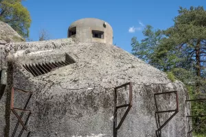 Ligne Maginot - GORDOLON (GN) - (Ouvrage d'artillerie) - Bloc 1
La cloche GFM et les supports d'antenne