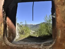 Ligne Maginot - GORDOLON (GN) - (Ouvrage d'artillerie) - Bloc 3
Créneau orienté vers le vallée de la Vesubie