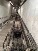 Ligne Maginot - SAINT ROCH (SHR) - (Ouvrage d'artillerie) - Le plan incliné desservant le bloc 4
Le début de la descente avec le contrepoids