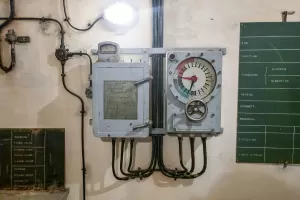 Ligne Maginot - AGAISEN (AN) - E03 - (Ouvrage d'artillerie) - Bloc 2
Transmetteur d'ordres Carpentier dans le PC 