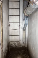 Ligne Maginot - AGAISEN (AN) - E03 - (Ouvrage d'artillerie) - Bloc 4
Echelle menant aux étages du bloc