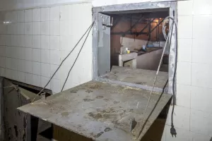 Ligne Maginot - AGAISEN (AN) - E03 - (Ouvrage d'artillerie) - Guichet de la cuisine dans la galerie