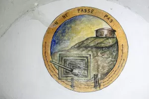 Ligne Maginot - RIMPLAS (RS) - (Ouvrage d'artillerie) - Bloc issue de secours
Insigne des troupes de forteresse 