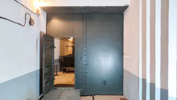 Ligne Maginot - FOUR A CHAUX - FAC - (Ouvrage d'artillerie) - Entrée munitions
La demi porte ouverte