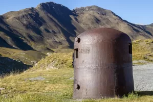 Ligne Maginot - CAMP DE RESTEFOND - (Casernement) - Cloche GFM marquée 'C2-19'