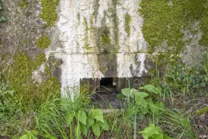 Ligne Maginot - BB129 - BRUEHL EST - (Blockhaus pour arme infanterie) - Créneau pour flanquement