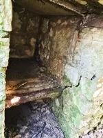 Ligne Maginot - ALTWIESERBACH 4 - (Cuve pour arme d'infanterie) - Détail de l'abri avec son assise