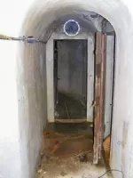 Ligne Maginot - LA ROUE - (Ouvrage d'infanterie) - Le bloc 3
Couloir, vue depuis la chambre de tir